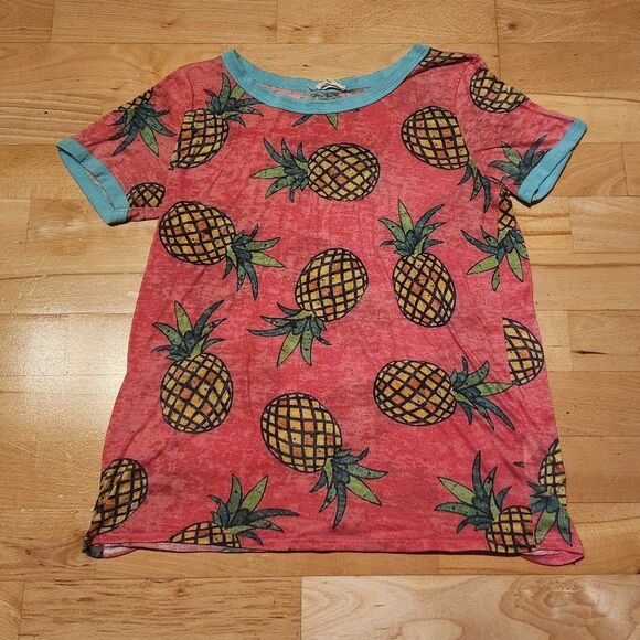 Tops - Bibi Pink Pineapple T-shirt, Blue Collar& Sleeve, Size Small